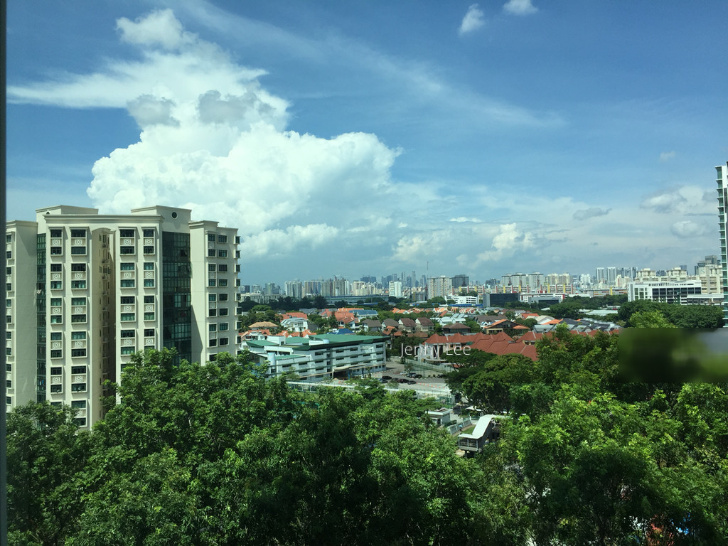 Goldenhill Park Condominium thumbnail photo